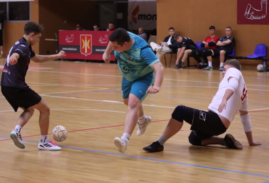 Olimpia Drzycim i Young Boys nie zmarnowali szansy w ostatnich meczach i okazali się w swoich grupach najlepsi. 